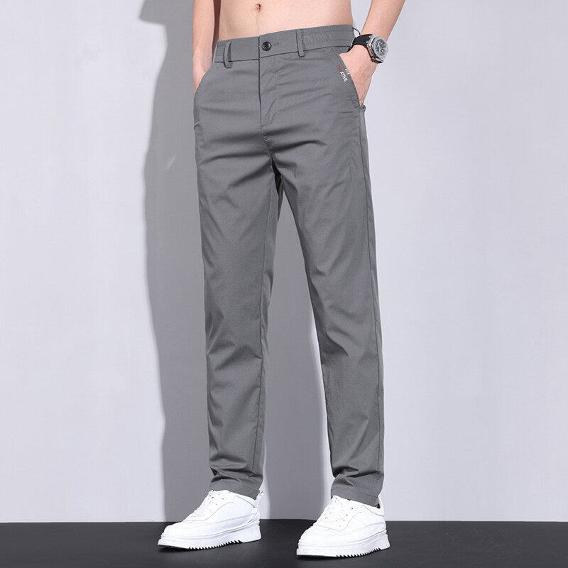 Herren modische Chino-Hose mit elastischem Bund und praktischen Seitentaschen Heidi-Mode