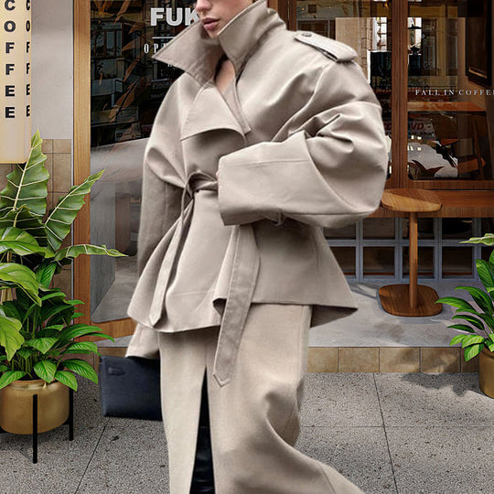 Damen Oversized Trenchcoat mit hochgeschlossenem Kragen und weiten Ärmeln Heidi-Mode