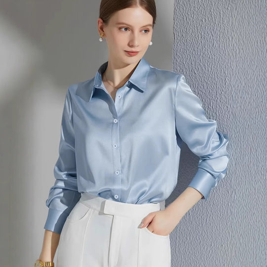Damen Luxus Satin-Bluse mit elegantem Kragen und weichen Ärmeln Heidi-Mode