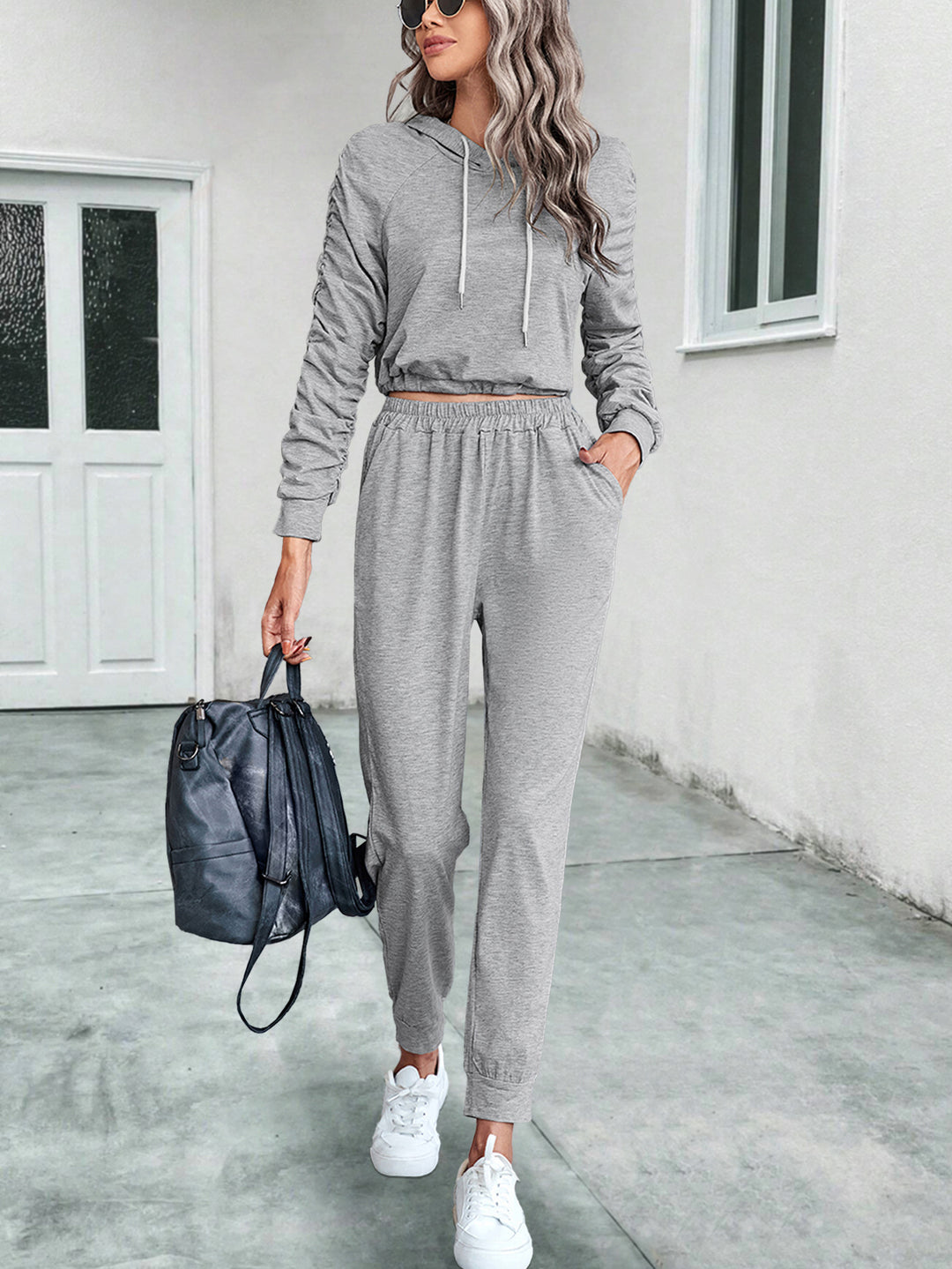 Damen Cropped Hoodie mit Laufhose Set Heidi-Mode