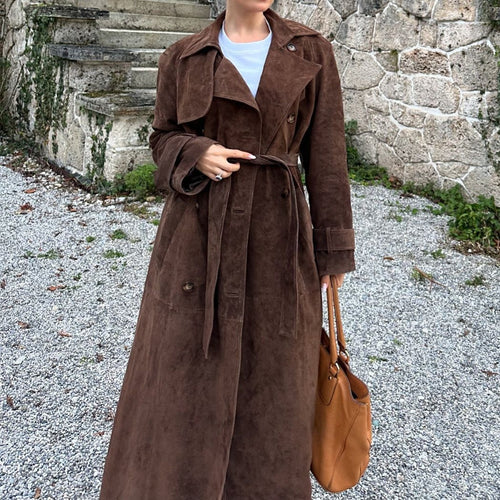 Damen Suede Trenchcoat mit Gürtel und eleganten Knopfdetails Heidi-Mode