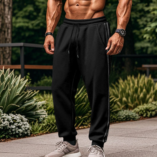 Herren Bequeme Sporthose mit kontrastierenden Seiteneinsätzen und elastischem Bund Heidi-Mode