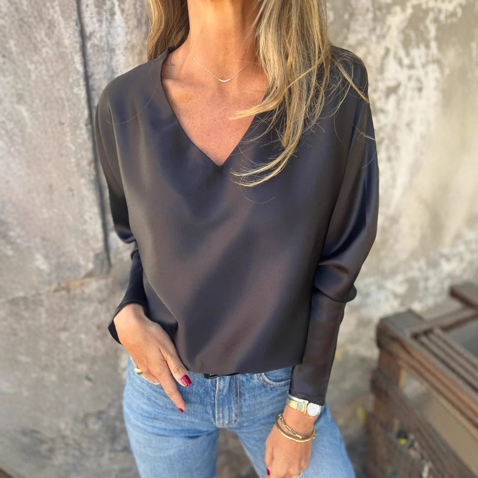 Damen lässiges Oberteil mit besonderem Schnitt und leichtem Glanz Heidi-Mode