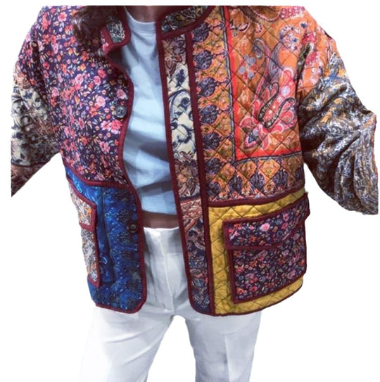 Damen Quilted Jacke mit buntem Patchwork-Design und praktischen Taschen Heidi-Mode