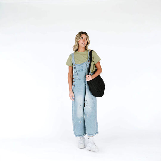 Damen Latzhose mit modischen Destroyed-Details und weitem Schnitt Heidi-Mode