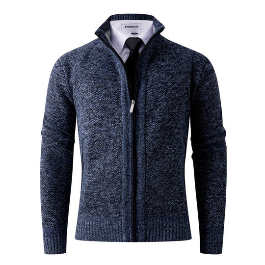 Herren stylische Strickjacke mit hohem Kragen und praktischen Taschen Heidi-Mode