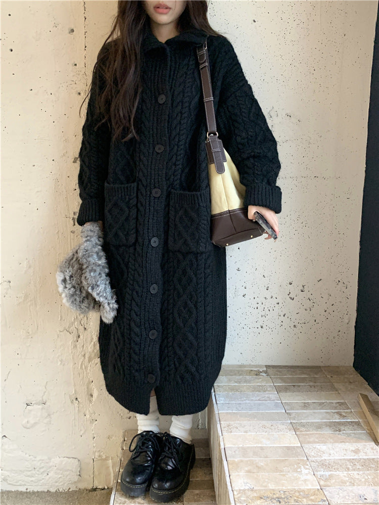 Damen Grobstrick-Knopfmantel mit eleganter Zopfmusterung und praktischen Taschen Heidi-Mode