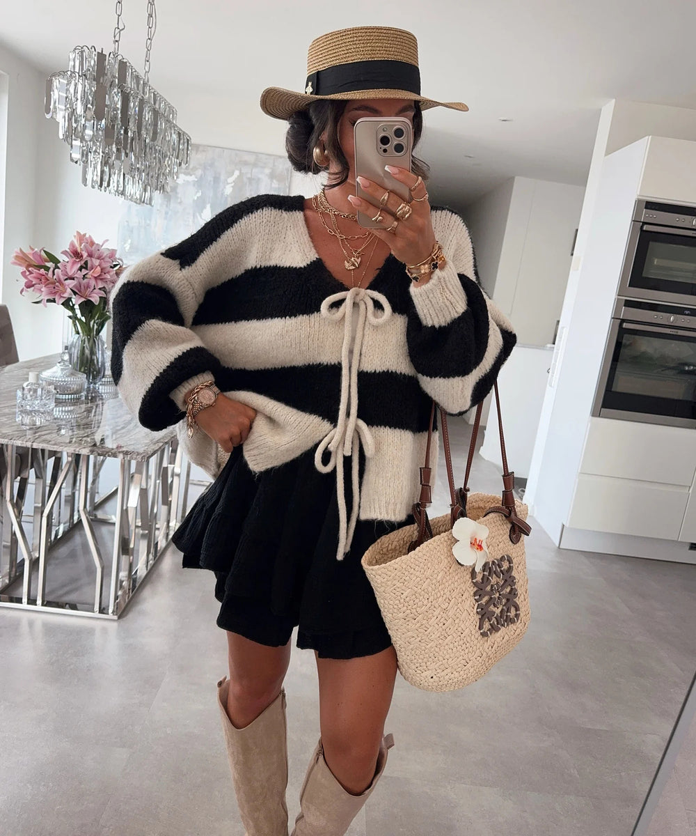 Damen lockere Strickjacke mit breiten Streifen und Bindegürtel Heidi-Mode