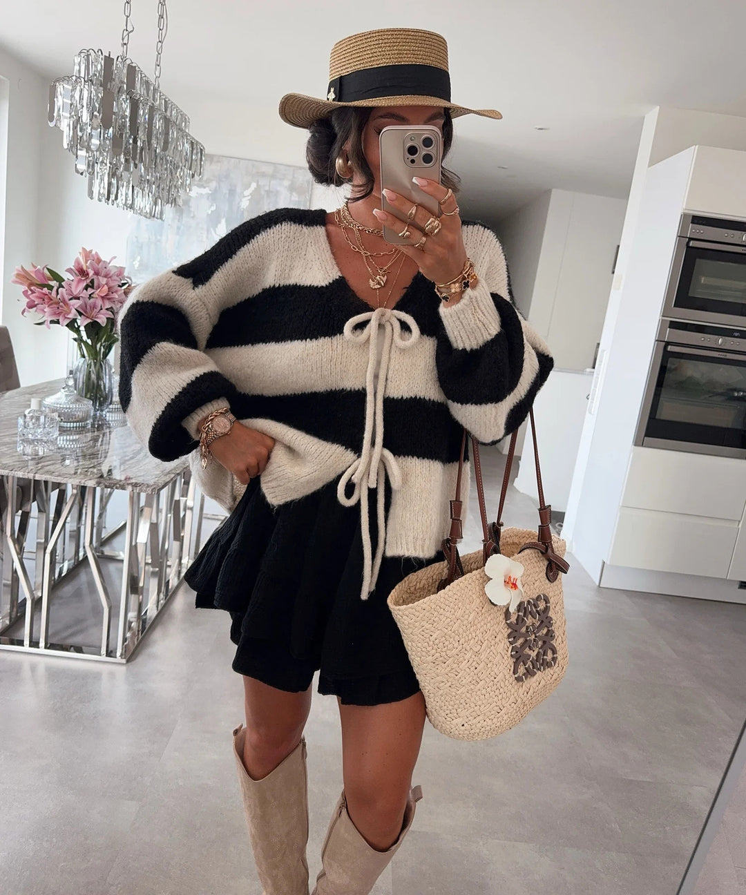 Damen lockere Strickjacke mit breiten Streifen und Bindegürtel Heidi-Mode