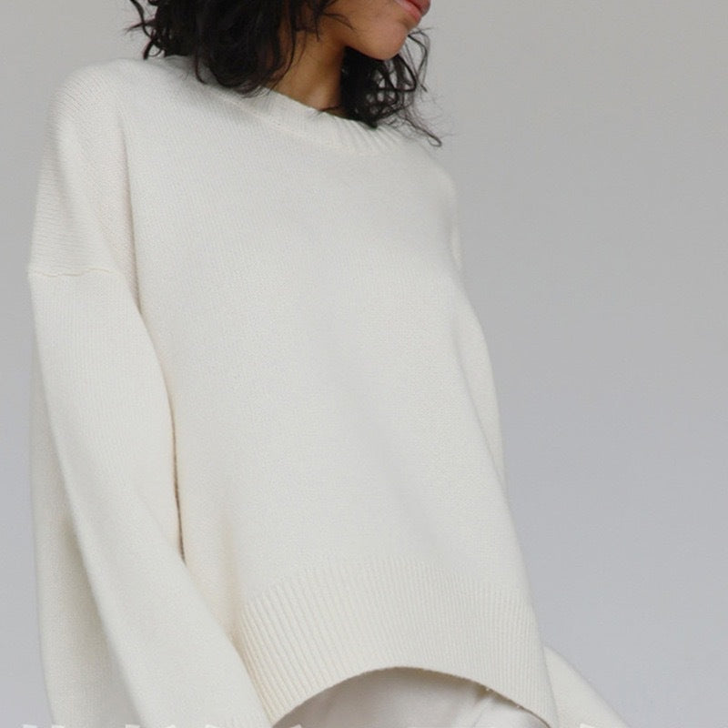 Damen Oversized Pullover mit feinem Strickmuster und breiten Bündchen Heidi-Mode