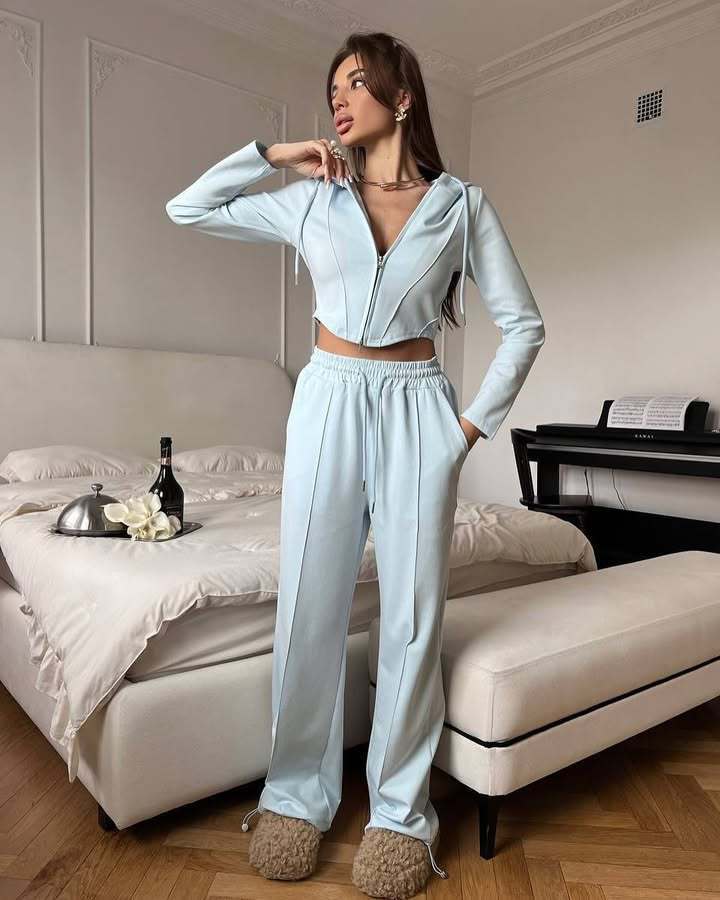 Damen Loungewear-Set mit Zip-Hoodie und weitem Bund Heidi-Mode