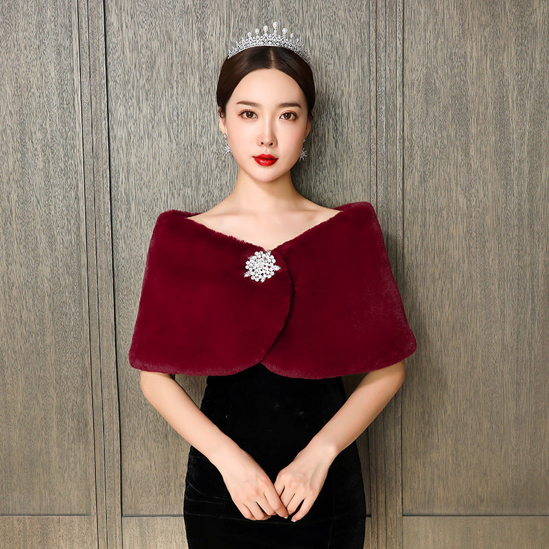 Damen eleganter und luxuriöser Umhang aus Kunstpelz Heidi-Mode