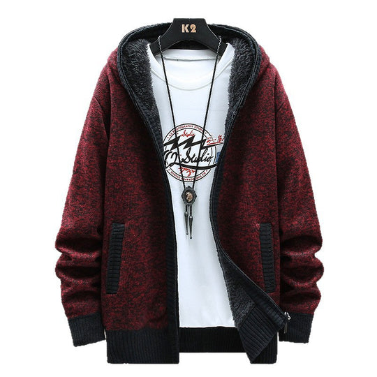 Herren Moderne Strickjacke mit Kapuze und schwarz-weißen Akzenten Heidi-Mode