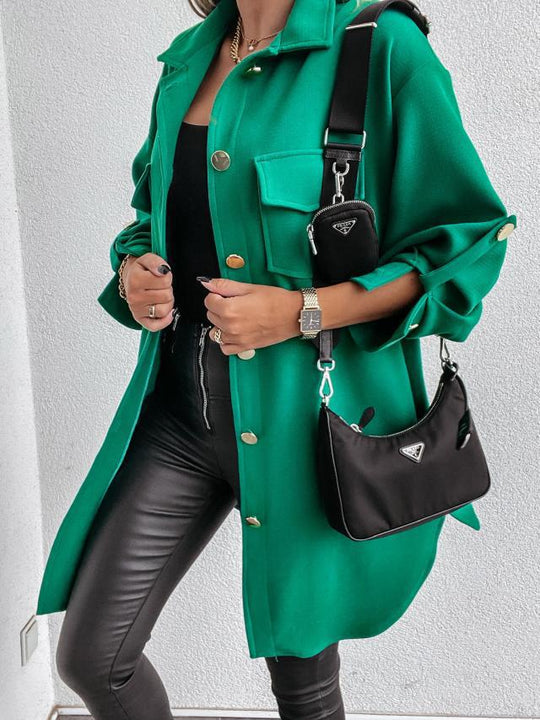 Damen Oversized Hemdjacke mit praktischen Taschen und Knopfdetails Heidi-Mode