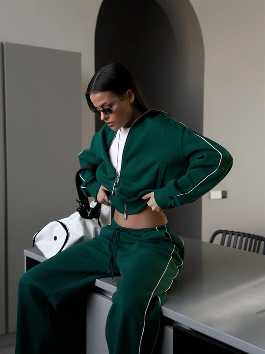 Damen cropped Sportjacke mit hohem Kragen und elastischer Taillenkordel Heidi-Mode