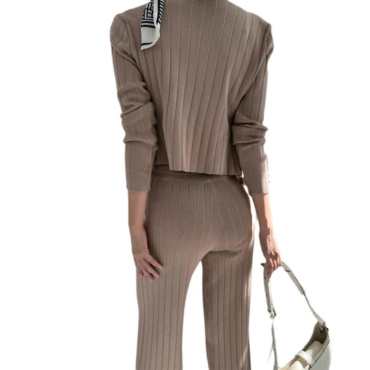 Damen elegantes gestricktes Ensemble mit Knopfdetaillierung Heidi-Mode