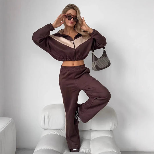 Damen Sportlicher Loungewear-Set mit gestreiftem Design und hohem Kragen Heidi-Mode
