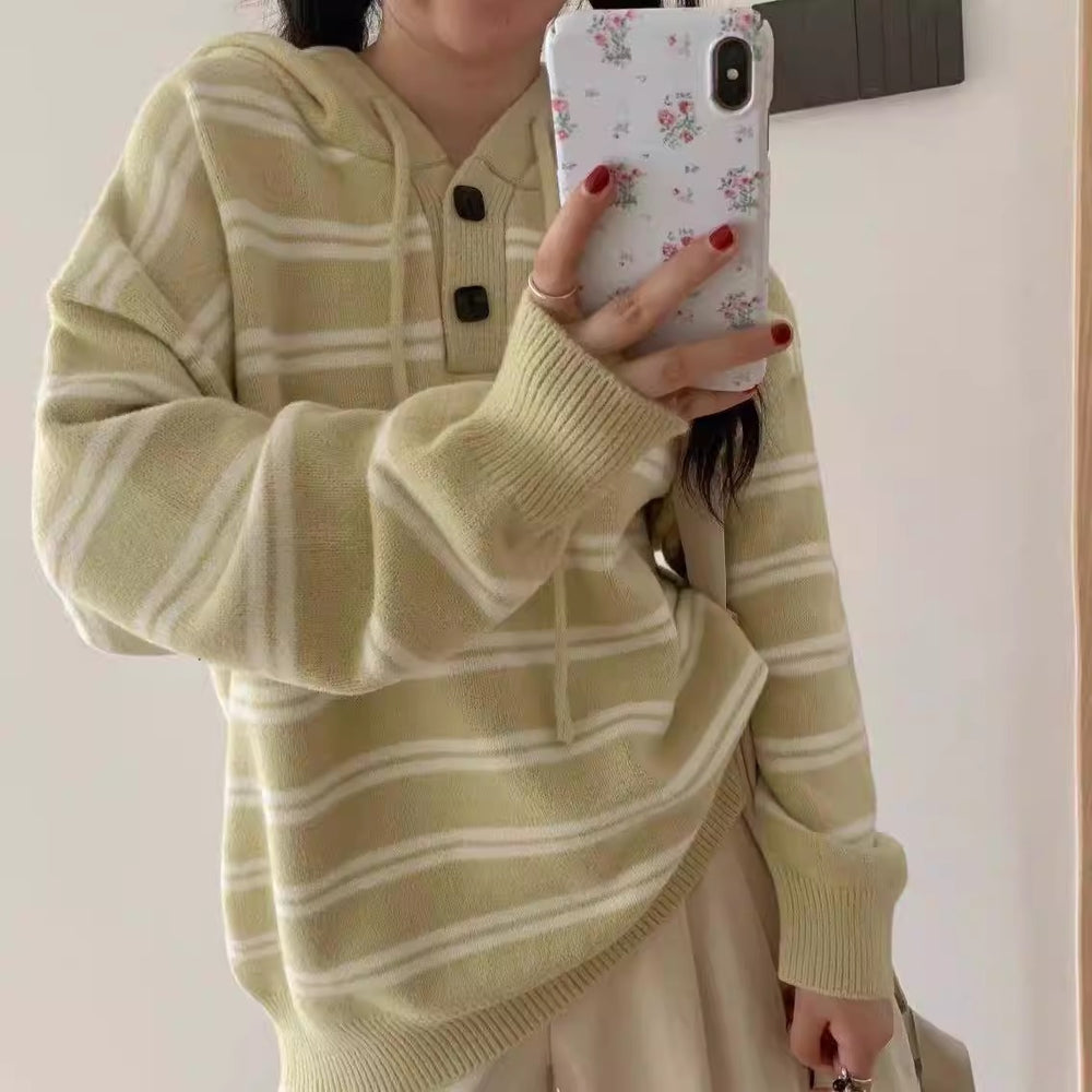 Damen lässiger Streifenpullover mit Knopfleiste und Kapuze Heidi-Mode