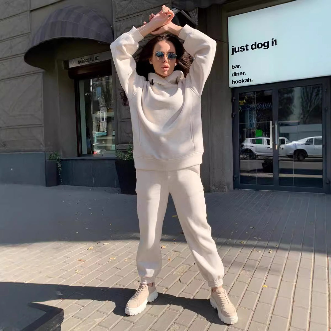 Damen Sportliches Hoodie- und Jogginghosen-Set im lässigen Design mit Kapuze Heidi-Mode