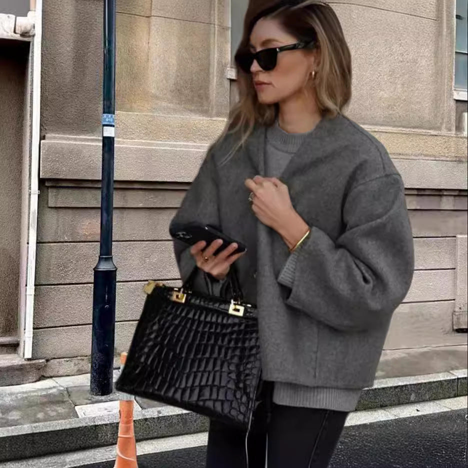 Damen oversized Wolljacke mit elegantem Schnitt und lässigem Look Heidi-Mode