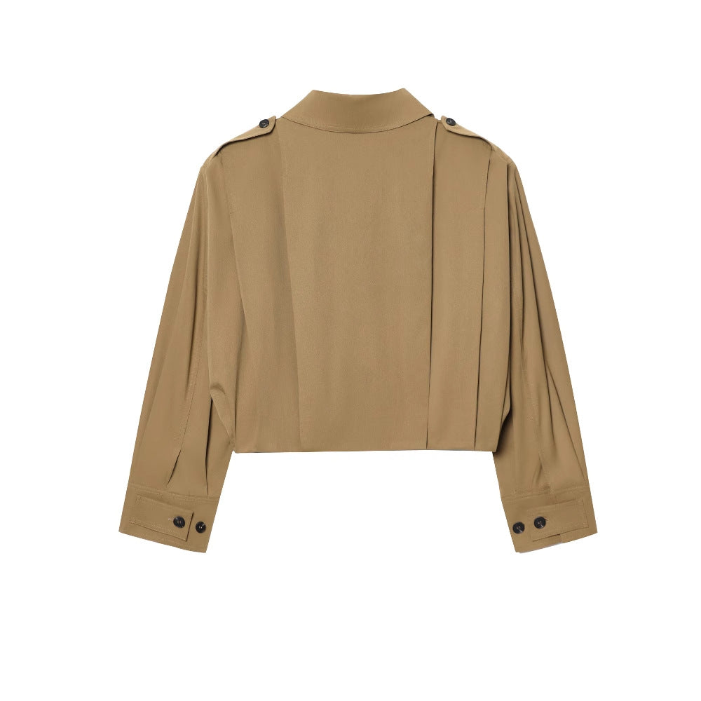 Damen cropped Jacke mit dekorativen Knopfdetails und modernen Falten Heidi-Mode