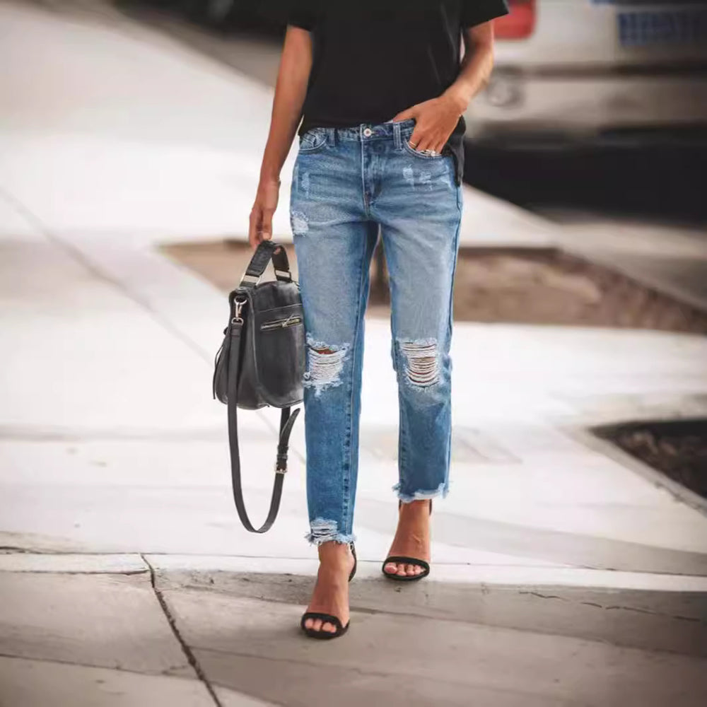 Damen Jeanshose mit modischen Destroyed-Details und bequemer Passform Heidi-Mode