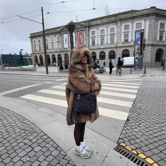 Damen Kuschelige Freizeitjacke mit reflektierenden Details und praktischer Kapuze Heidi-Mode