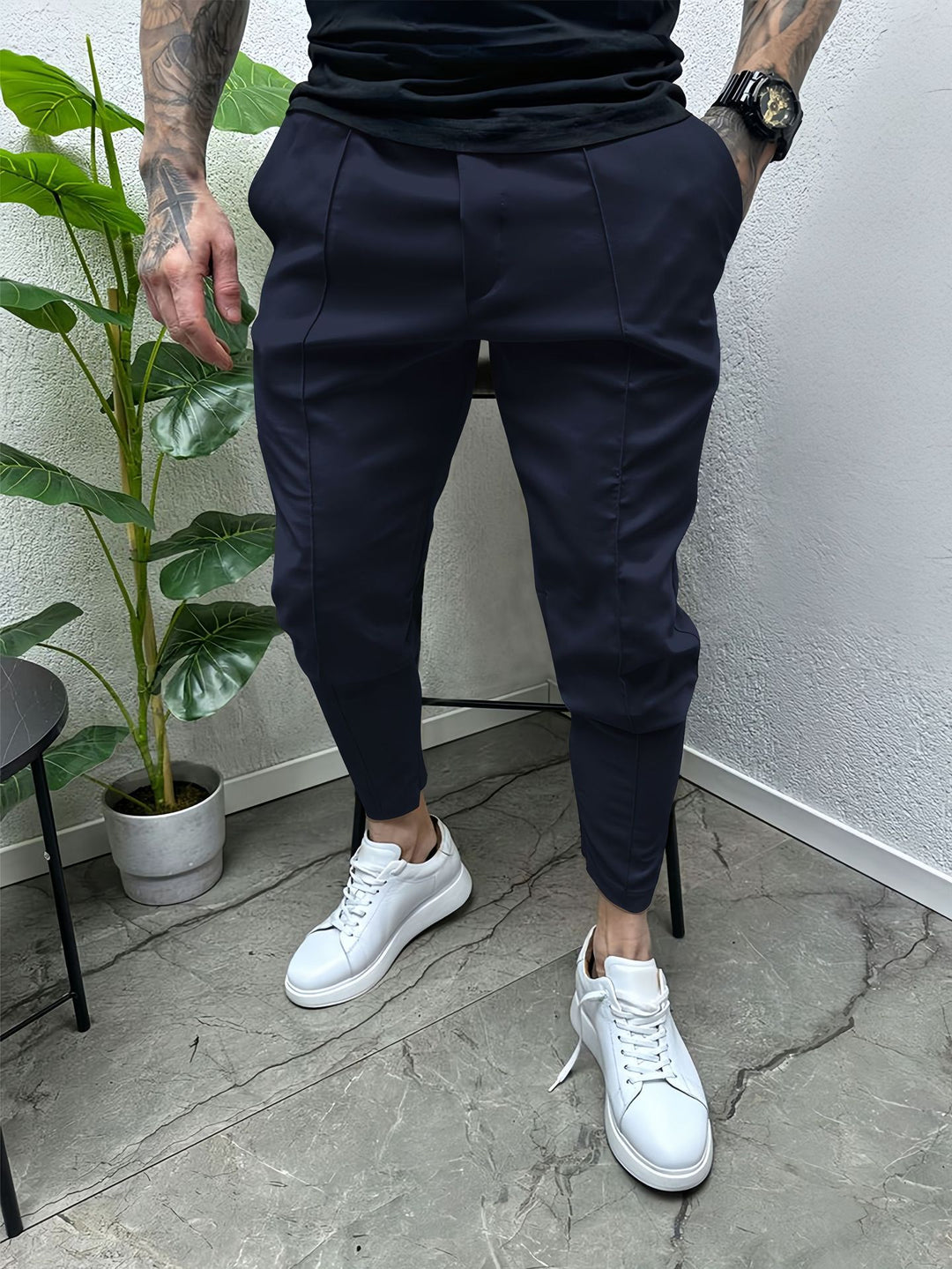 Herren Slim-Fit Jogginghose mit praktischem Taschen-Design und elastischem Bund Heidi-Mode