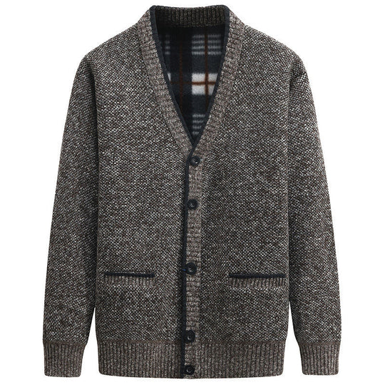 Herren Strickjacke mit kariertem Innenfutter und praktischen Taschen Heidi-Mode
