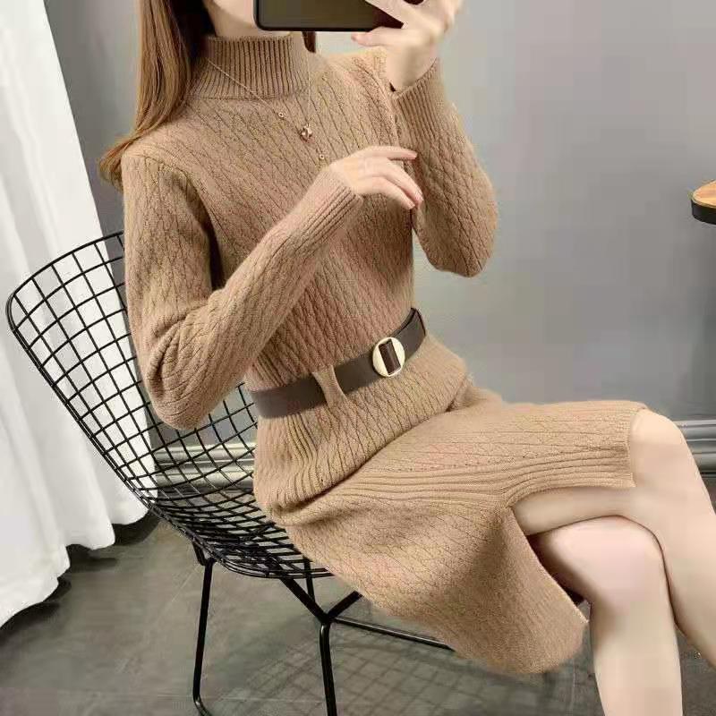 Damen Strickkleid mit hohen Kragen und Taillengürtel Heidi-Mode