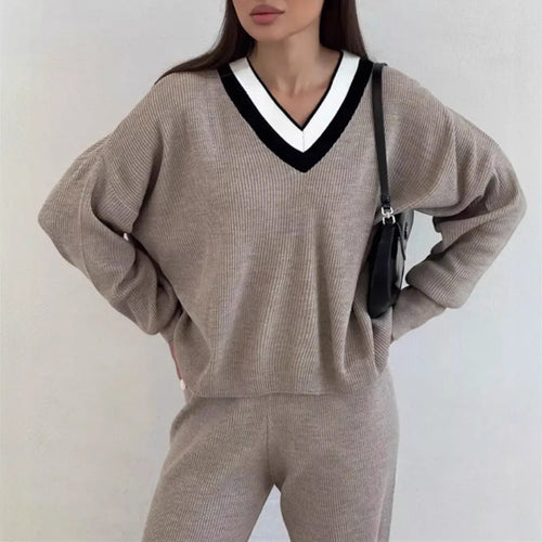 Damen gemütlicher V-Ausschnitt Pullover mit gestreiftem Kragen Heidi-Mode