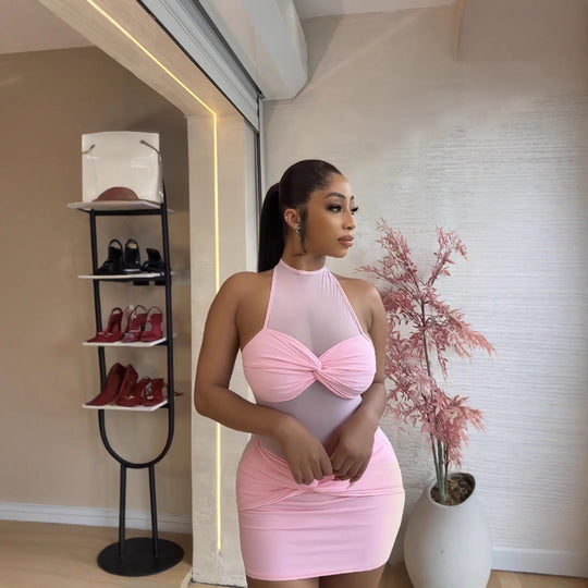 Damen Sexy Minikleid mit transparenten Einsätzen und elegantem Wickeldetail Heidi-Mode