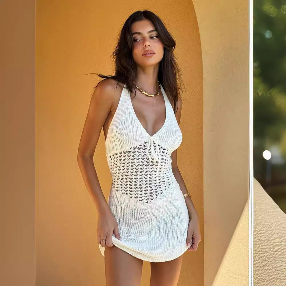 Damen Häkel-Strandkleid mit tiefem V-Ausschnitt und trendigen Details Heidi-Mode