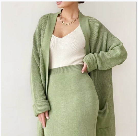 Damen Elegantes Strick-Set mit Rückenschlitzen und lässiger Passform Heidi-Mode