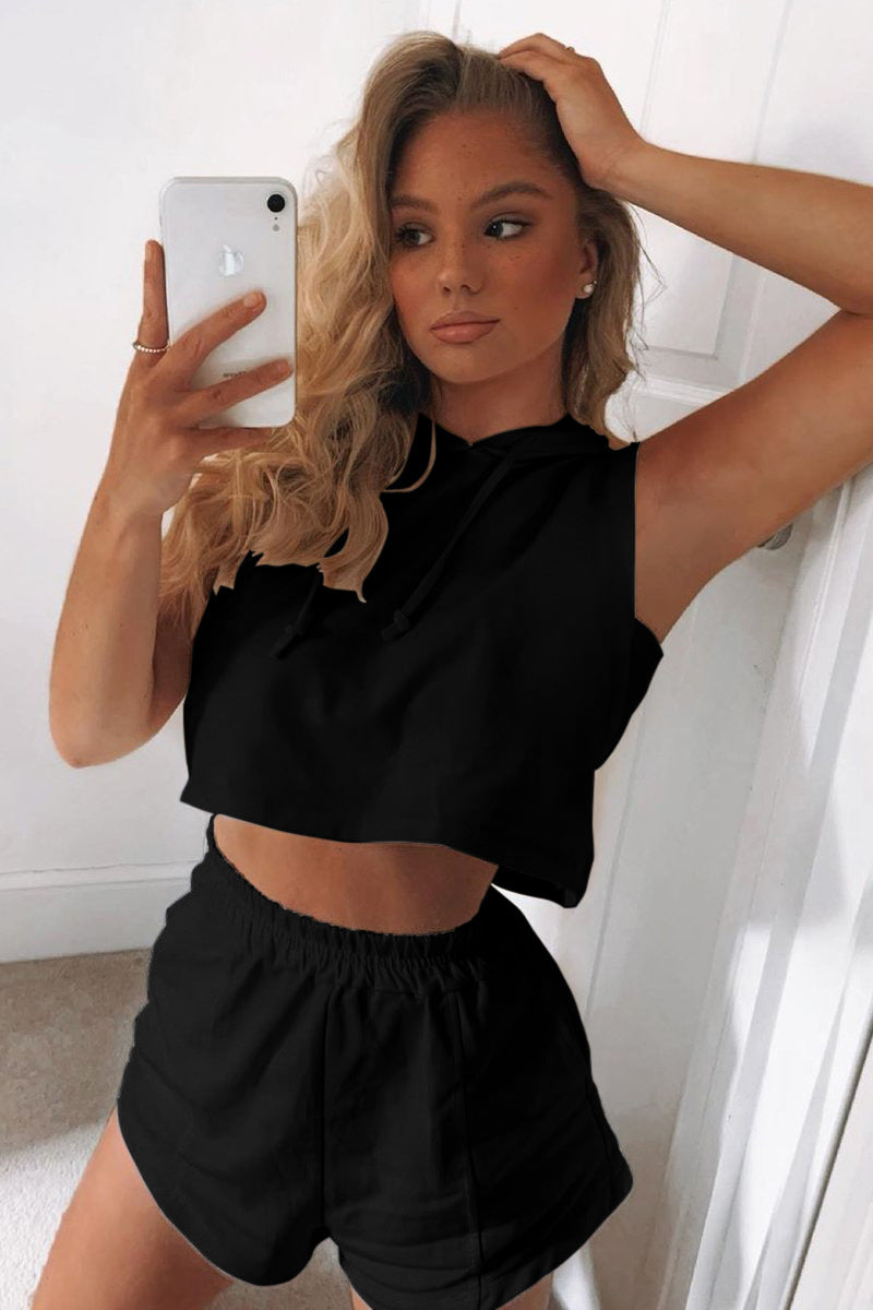 Damen Sportliches Zweiteiliges Set mit Kapuzenoberteil und Shorts Heidi-Mode