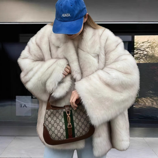 Damen Elegante Kunstpelzjacke mit funkelnden Akzenten Heidi-Mode