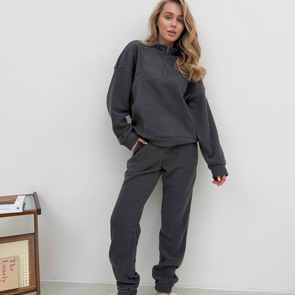 Damen gemütliches Fleece-Set mit hohem Kragen und elastischen Bündchen Heidi-Mode