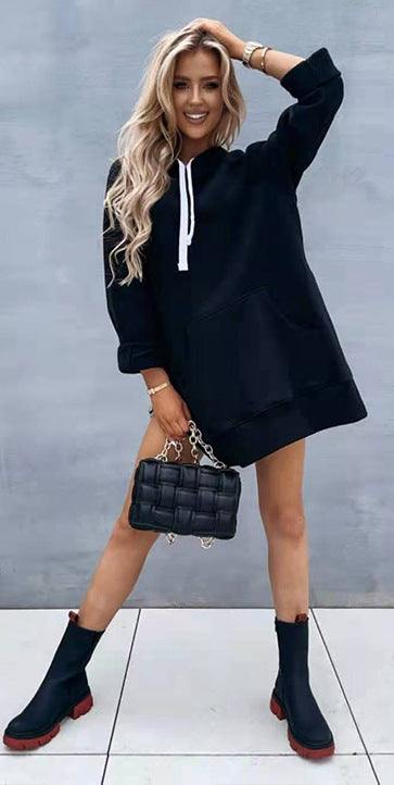 Damen lässiges Kapuzenkleid mit praktischen Eingrifftaschen und seitlichen Schlitzen Heidi-Mode