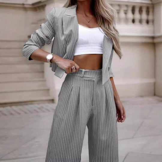 Damen Streifenanzug Heidi-Mode