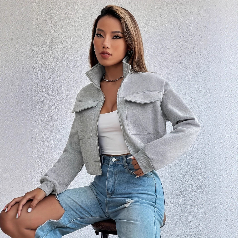 Damen modische Kurzjacke mit praktischen Aufsatztaschen und sportlichem Schnitt Heidi-Mode