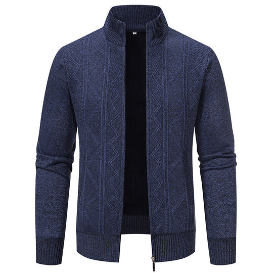 Herren elegante Strickjacke mit strukturiertem Zopfmuster und hohem Kragen Heidi-Mode