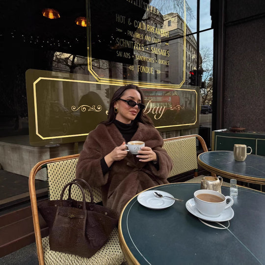 Damen kuschelige Steppjacke mit taillierbarem Design und elegantem Gürtel Heidi-Mode