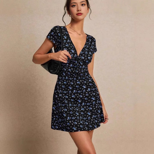 Damen Kurzarm Kleid mit blumigem Schnitt und Wickeldetails Heidi-Mode