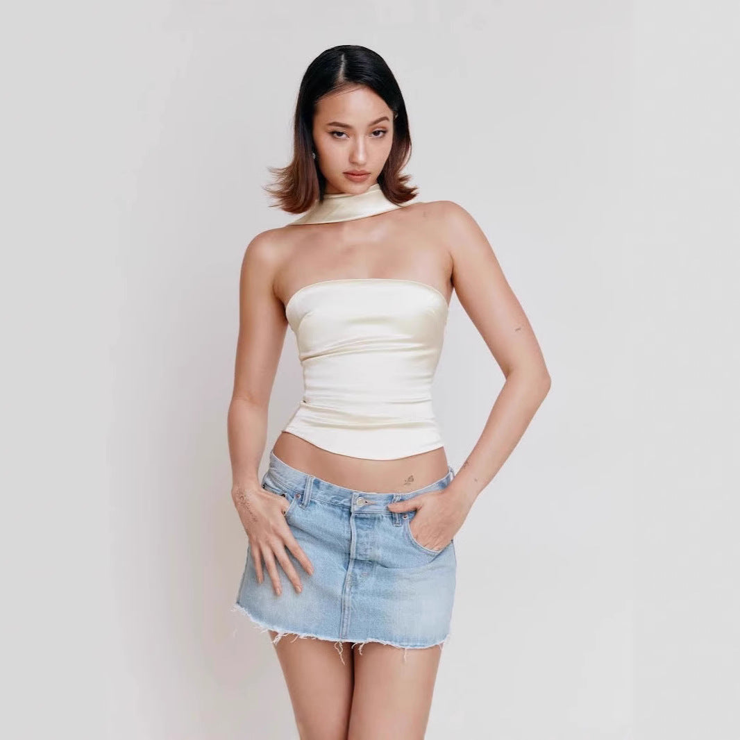 Femme Elegantes Trägerloses Satin-Oberteil mit Choker Heidi-Mode
