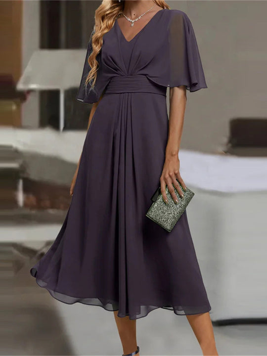 Heidi Mode | V-Ausschnitt Taille Swing Kleid