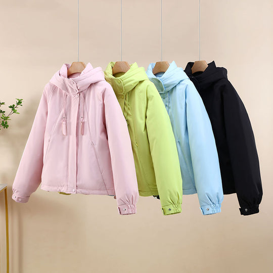 Damen Funktionale Softshelljacke mit verstellbarer Kapuze und hochwertigen Reißverschlüssen Heidi-Mode