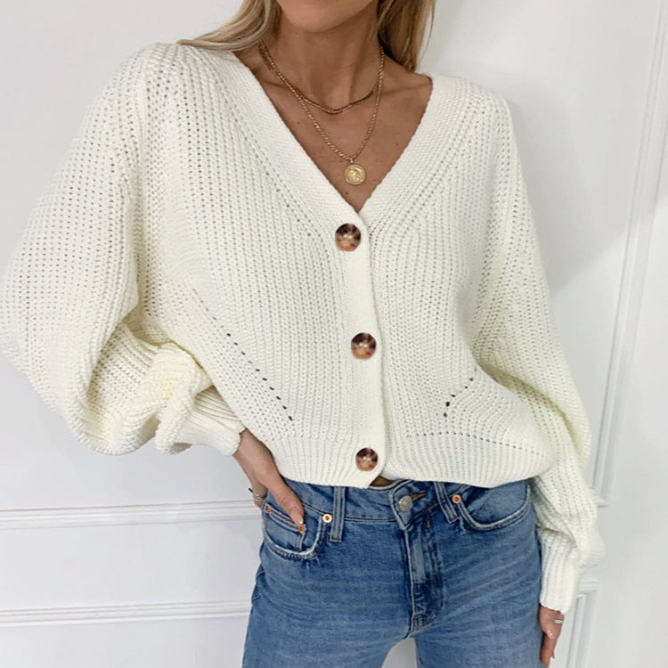 Damen Grobstrickjacke mit eleganten Knopfdetails und überschnittenen Schultern Heidi-Mode