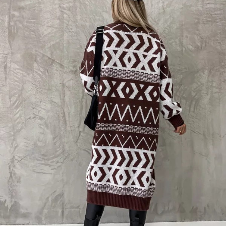 Damen Strickmantel mit modernem grafischen Muster und lässiger Passform Heidi-Mode