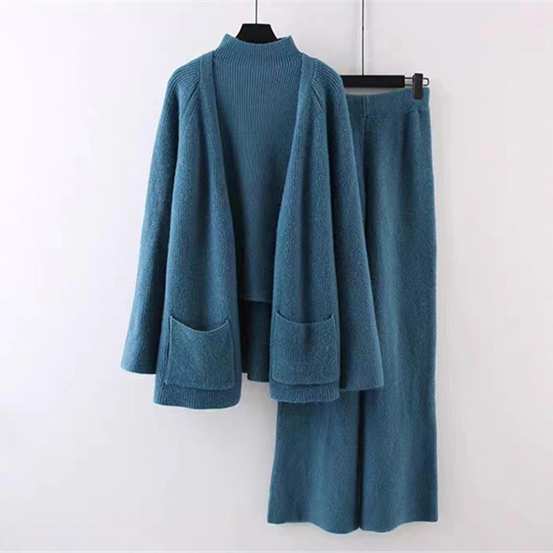 Damen kuscheliges Strickensemble mit weitem Cardigan und bequemen Hosen Heidi-Mode
