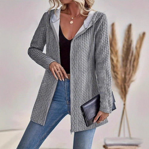 Damen Strickjacke mit Kapuze und trendigem Zopfmuster Heidi-Mode